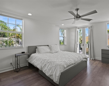 732 Ne 15th Avenue - Photo Thumbnail 23