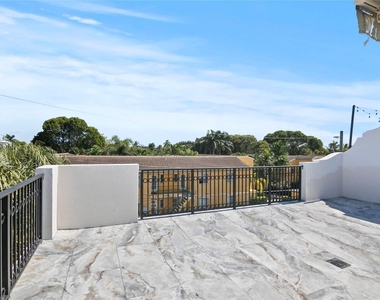 732 Ne 15th Avenue - Photo Thumbnail 39
