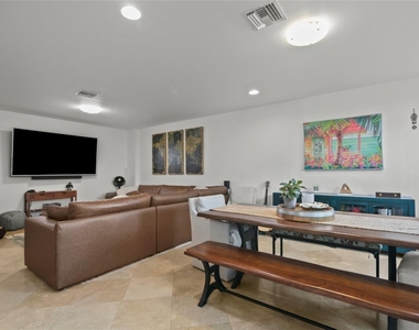 732 Ne 15th Avenue - Photo Thumbnail 9