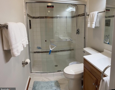 5802 Telluride Lane - Photo Thumbnail 3