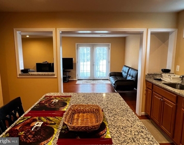 5802 Telluride Lane - Photo Thumbnail 15