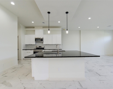 2922 El Fenice Lane - Photo Thumbnail 31