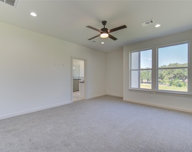 2922 El Fenice Lane - Photo Thumbnail 9