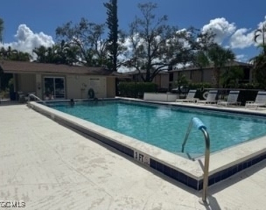 16805 Davis Road - Photo Thumbnail 14