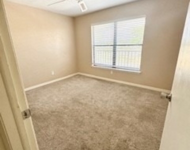 16805 Davis Road - Photo Thumbnail 6
