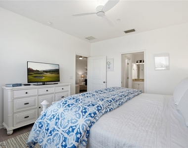 9374 Pocida Court - Photo Thumbnail 18