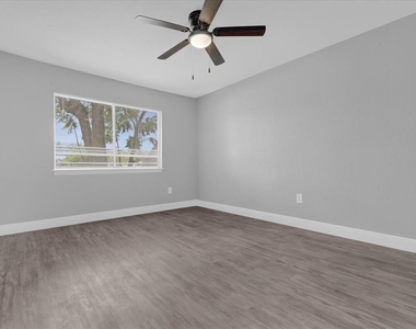 2418 Skan Court - Photo Thumbnail 7