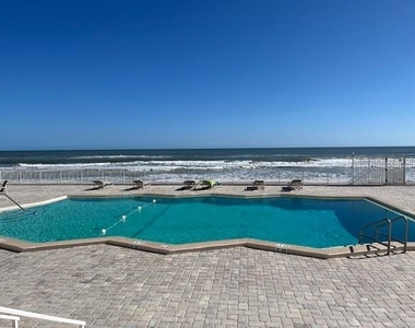 2828 N Atlantic Avenue - Photo Thumbnail 7