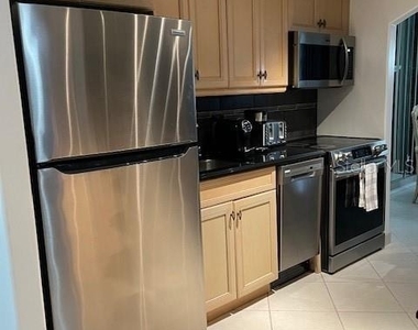 2828 N Atlantic Avenue - Photo Thumbnail 11