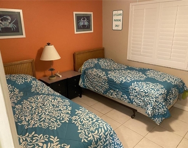 1571 S Atlantic Avenue - Photo Thumbnail 10