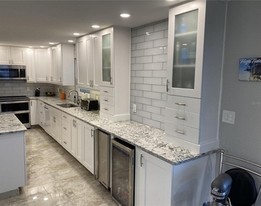 1571 S Atlantic Avenue - Photo Thumbnail 4