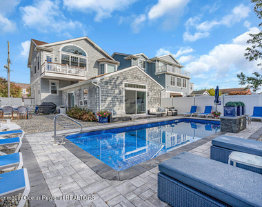 304 Atlantic Avenue - Photo Thumbnail 15