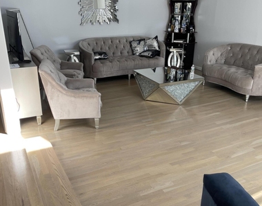 8 Dwight Drive - Photo Thumbnail 2