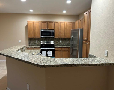 6132 Grand Cypress Circle - Photo Thumbnail 10