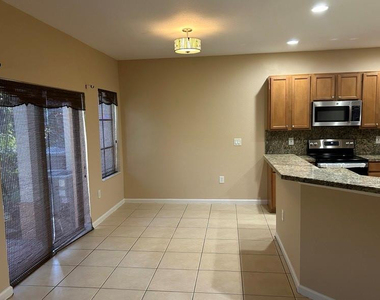 6132 Grand Cypress Circle - Photo Thumbnail 7