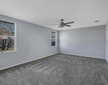 1713 Baxter Springs Drive - Photo Thumbnail 11