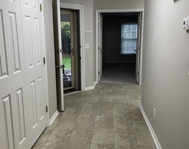 19831 Henderson Road - Photo Thumbnail 26