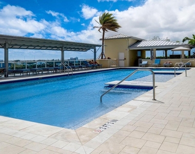 2640 Lake Shore Drive - Photo Thumbnail 48