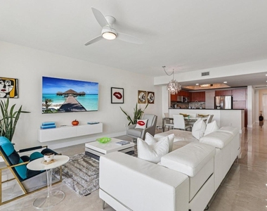 2640 Lake Shore Drive - Photo Thumbnail 1