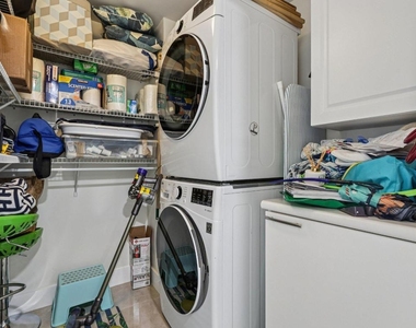 2640 Lake Shore Drive - Photo Thumbnail 27