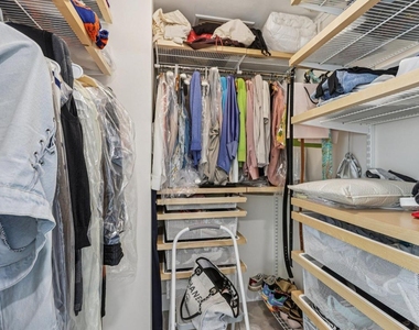 2640 Lake Shore Drive - Photo Thumbnail 32