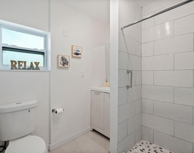 670 Hernando Street - Photo Thumbnail 14