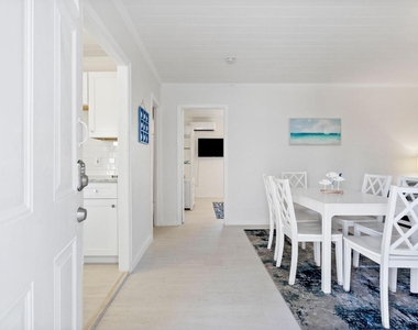 670 Hernando Street - Photo Thumbnail 7