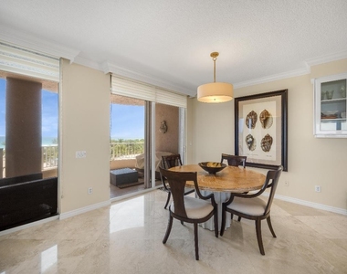 700 Ocean Royale Way - Photo Thumbnail 13