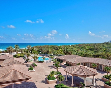 700 Ocean Royale Way - Photo Thumbnail 3