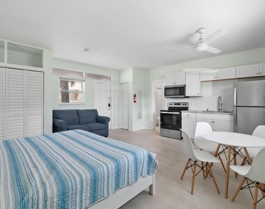 670 Hernando Street - Photo Thumbnail 4