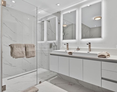3100 N Ocean Drive - Photo Thumbnail 13