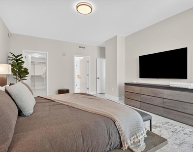 3100 N Ocean Drive - Photo Thumbnail 12