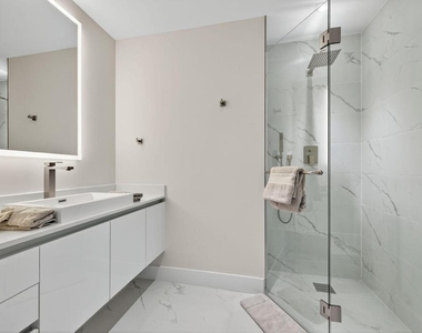 3100 N Ocean Drive - Photo Thumbnail 10