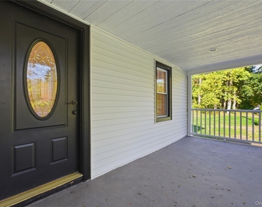 39 Cox Avenue - Photo Thumbnail 5