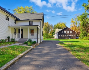 39 Cox Avenue - Photo Thumbnail 1