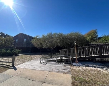 35 Sloop Walk - Photo Thumbnail 1