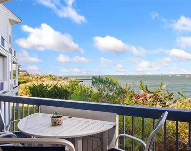 260 Dune Road - Photo Thumbnail 16