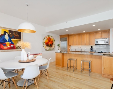 260 Dune Road - Photo Thumbnail 1