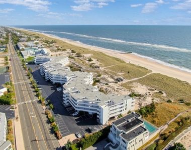 260 Dune Road - Photo Thumbnail 21