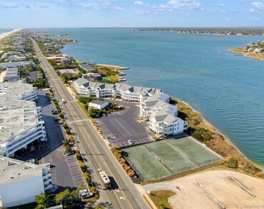260 Dune Road - Photo Thumbnail 19