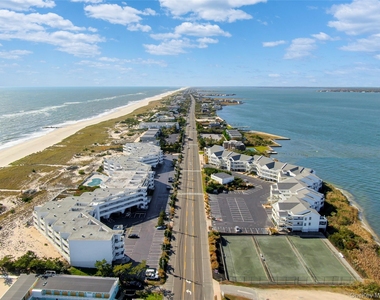 260 Dune Road - Photo Thumbnail 18