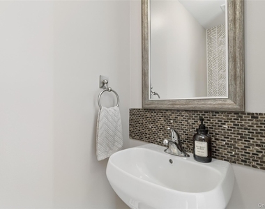 16 Mastro Court - Photo Thumbnail 15