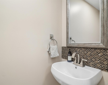 16 Mastro Court - Photo Thumbnail 14