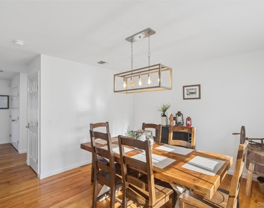 16 Mastro Court - Photo Thumbnail 17