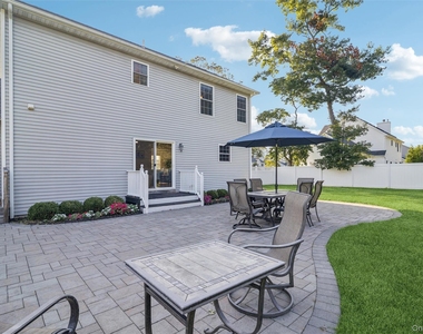 16 Mastro Court - Photo Thumbnail 27
