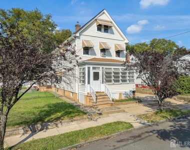 25 Rutgers Street - Photo Thumbnail 1