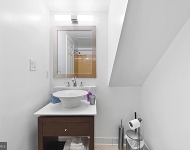 936 T Street Nw - Photo Thumbnail 9