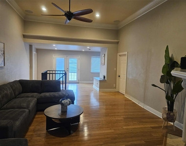 812 Marlin Street - Photo Thumbnail 42