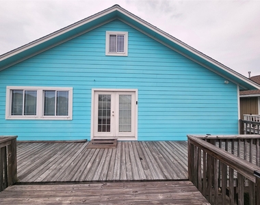 812 Marlin Street - Photo Thumbnail 35
