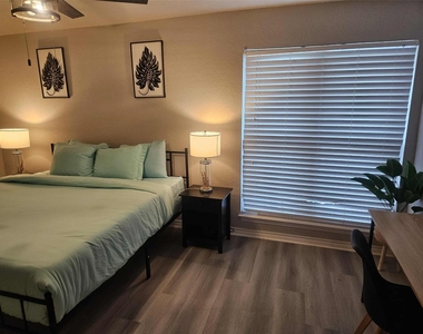 812 Marlin Street - Photo Thumbnail 39